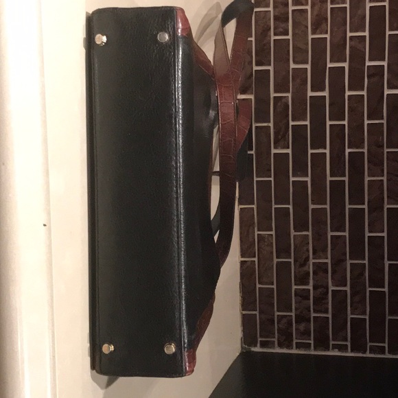 VINTAGE💃🏼 BALLY'S 💃🏼 LEATHER PURSE💃🏼 - Picture 7 of 8